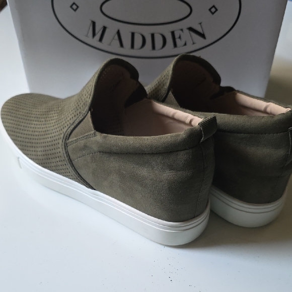 Steve Madden Shoes - Steve Madden Women's Olive Green Slip-On Sneakers‎
